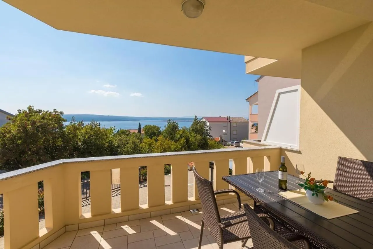 Apartments In Crikvenica 14043 Dramalj