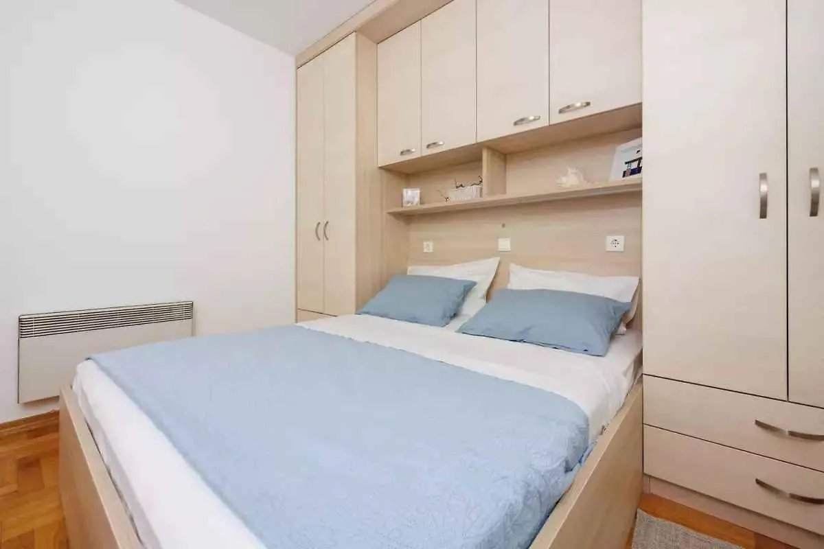 Apartments In Crikvenica 14043 Dramalj 0*,