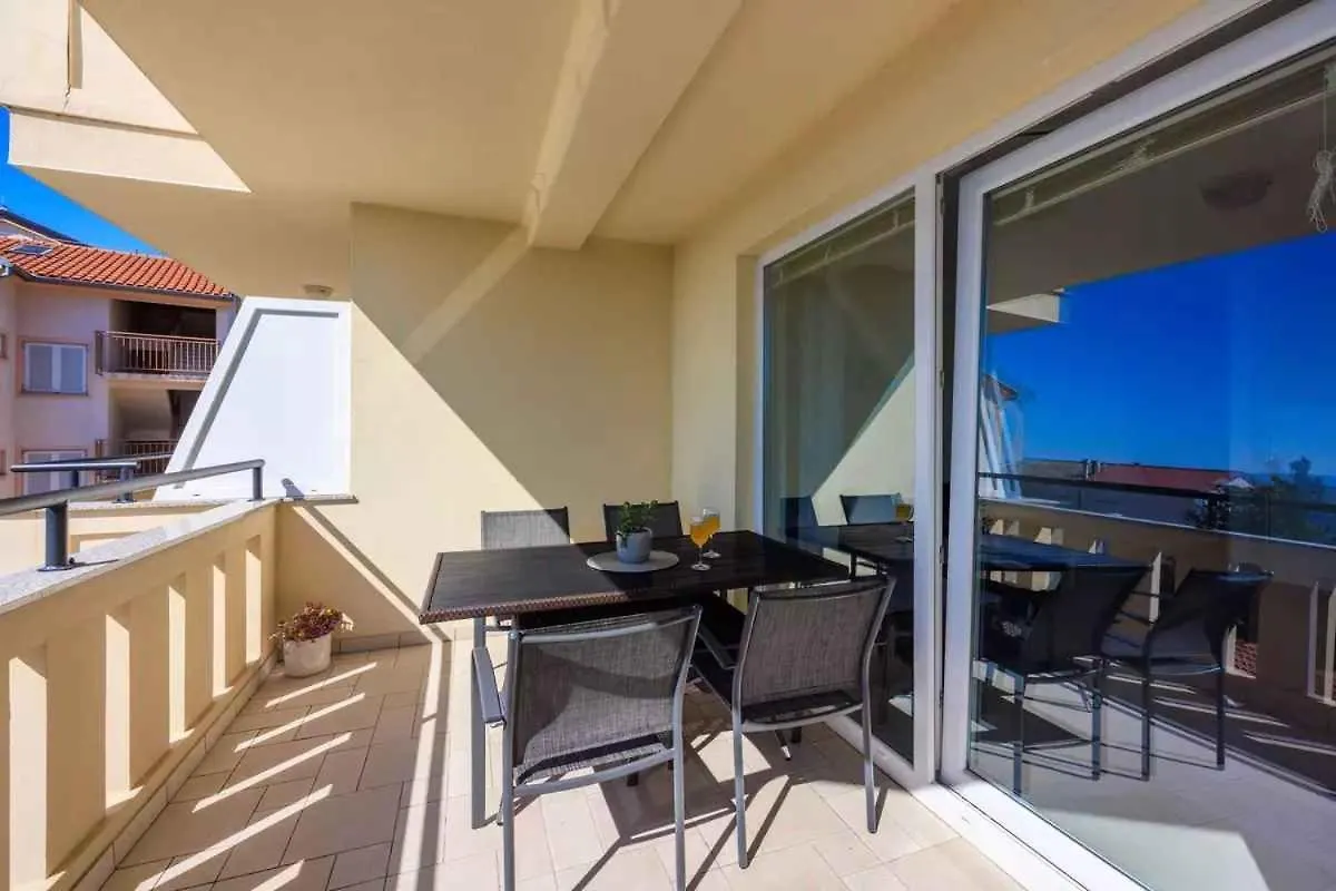 Apartments In Crikvenica 14043 Dramalj Croatia