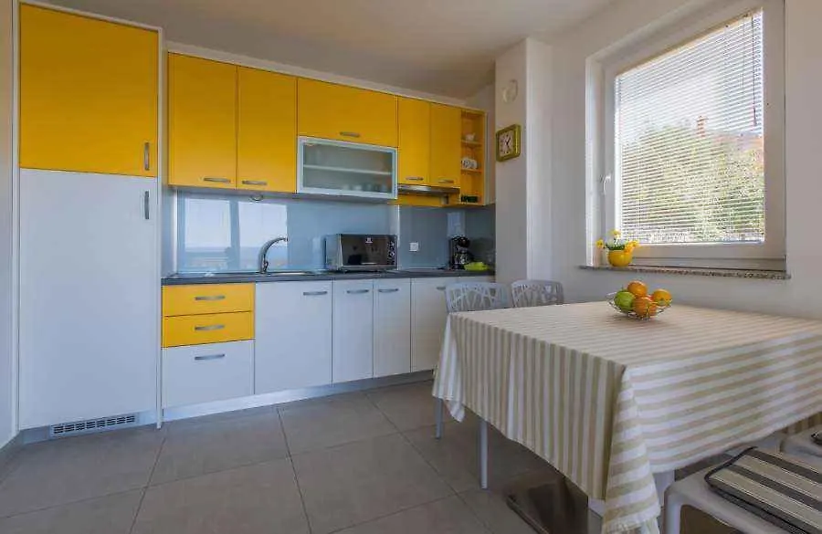 Apartments In Crikvenica 14043 Dramalj