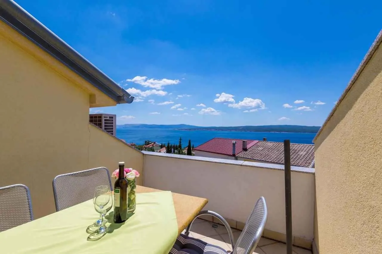 Apartments In Crikvenica 14043 Dramalj 0*,
