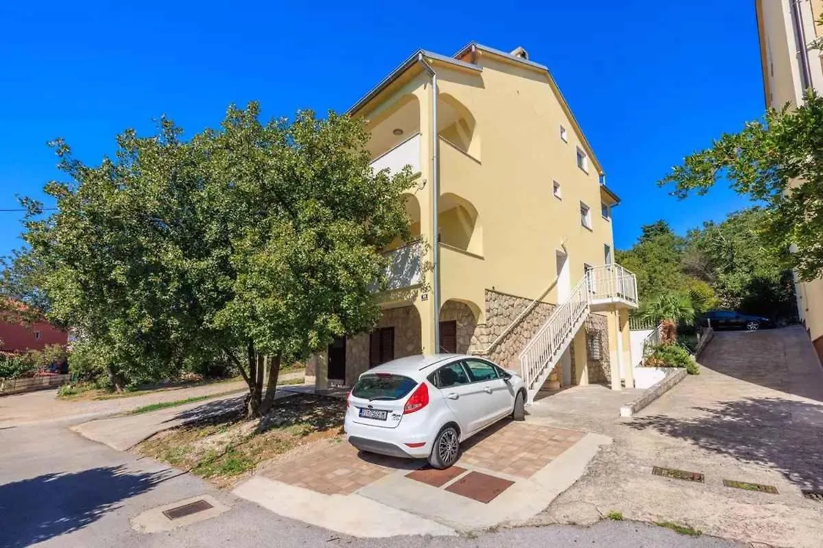 Apartments In Crikvenica 14043 Dramalj