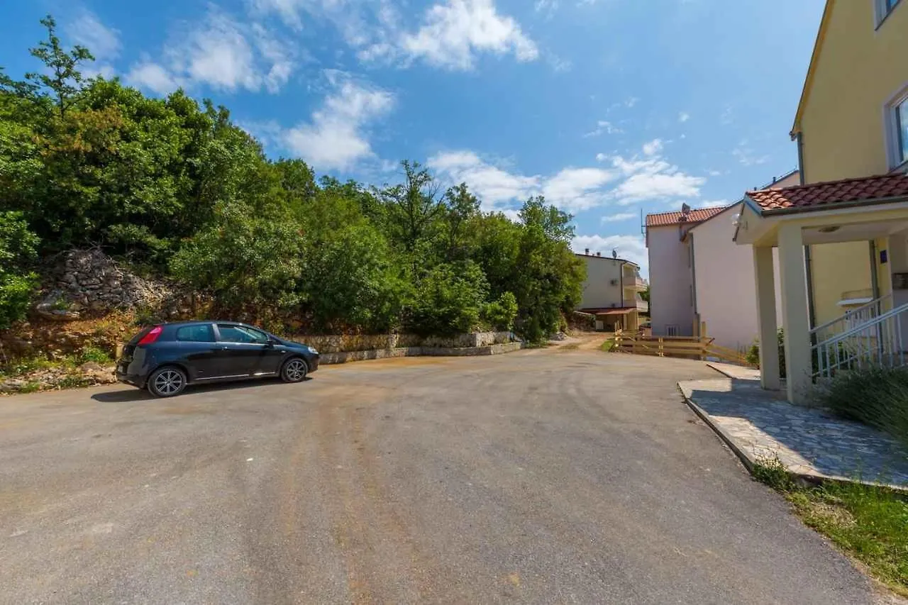 Apartments In Crikvenica 14043 Dramalj